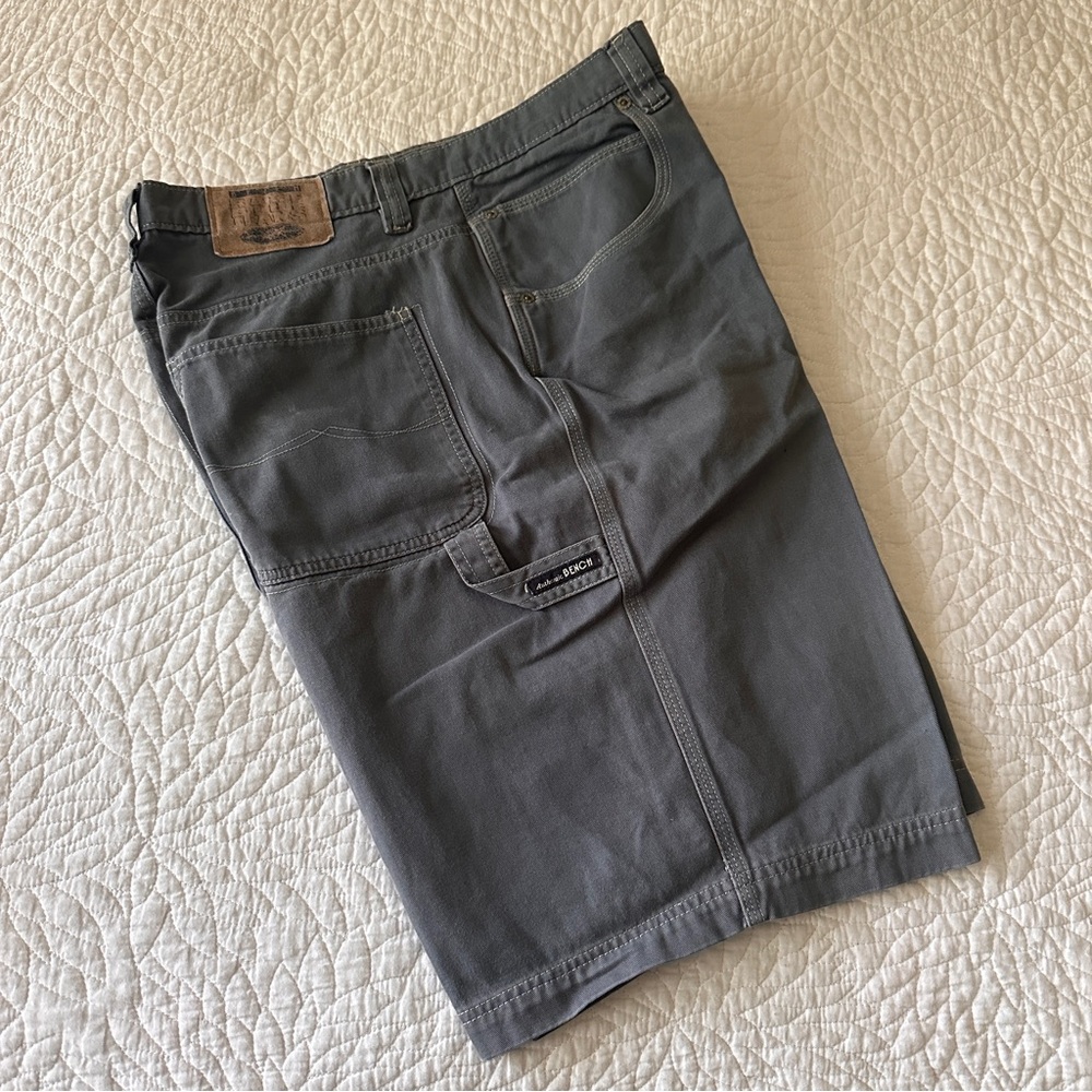 Men’s Vintage Bench Shorts size 32